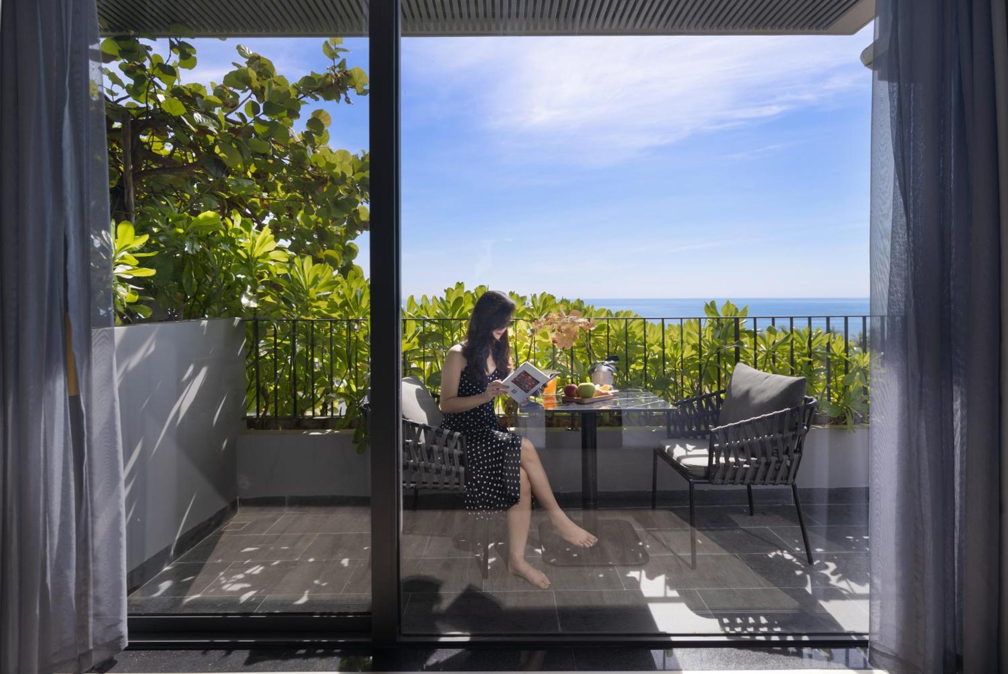 Jbay Beachfront Boutique Hotel Da Nang Bagian luar foto