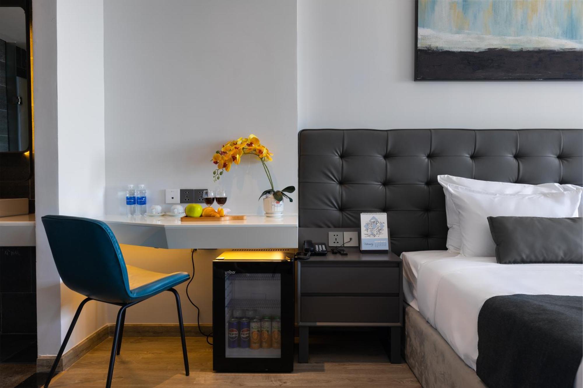 Jbay Beachfront Boutique Hotel Da Nang Bagian luar foto