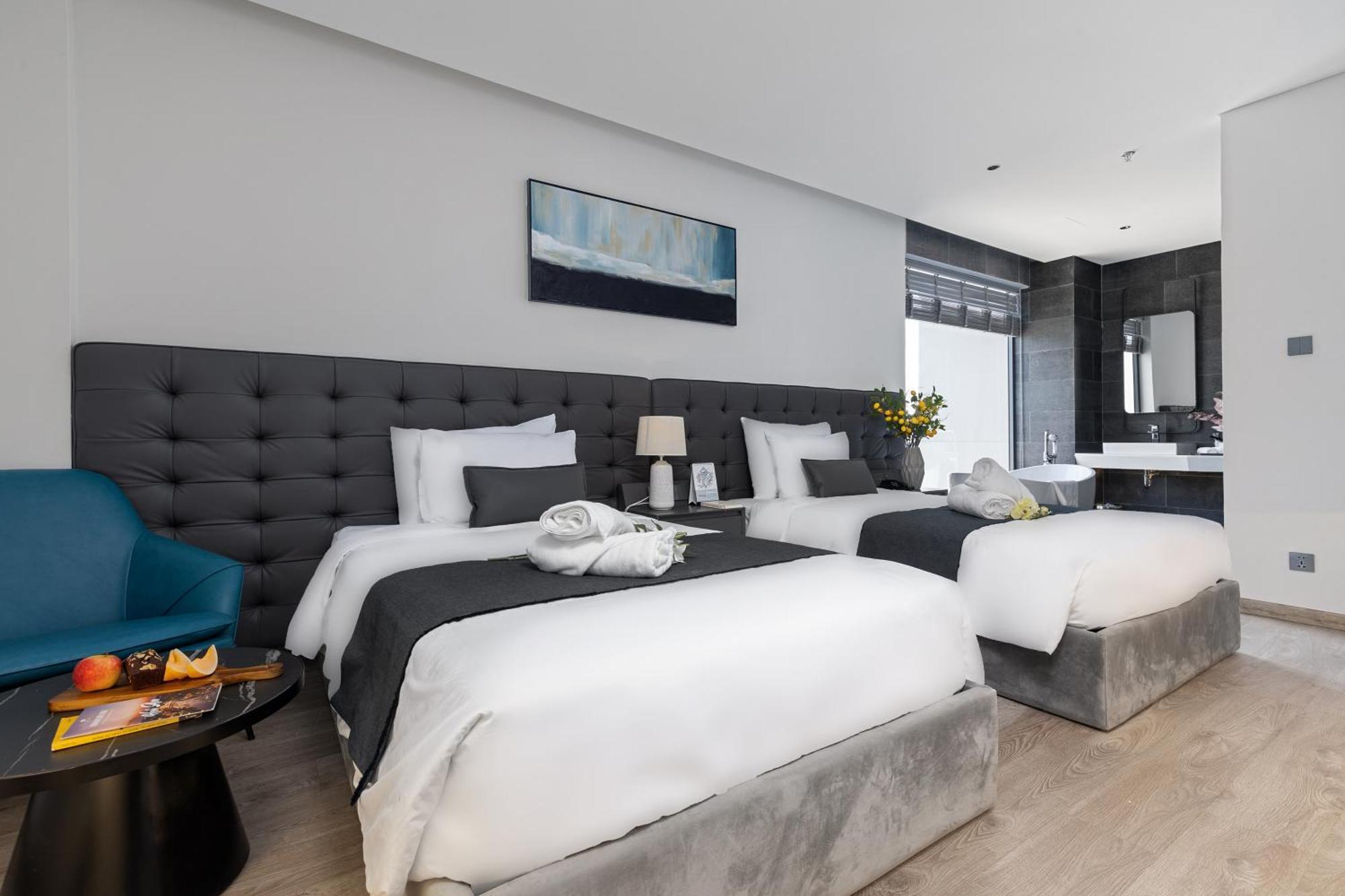 Jbay Beachfront Boutique Hotel Da Nang Bagian luar foto